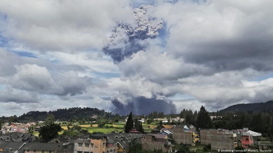 U Indoneziji 1,2 miliona ljudi živi u opasnosti od vulkana